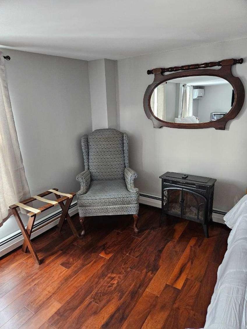 Chester Inn Εξωτερικό φωτογραφία