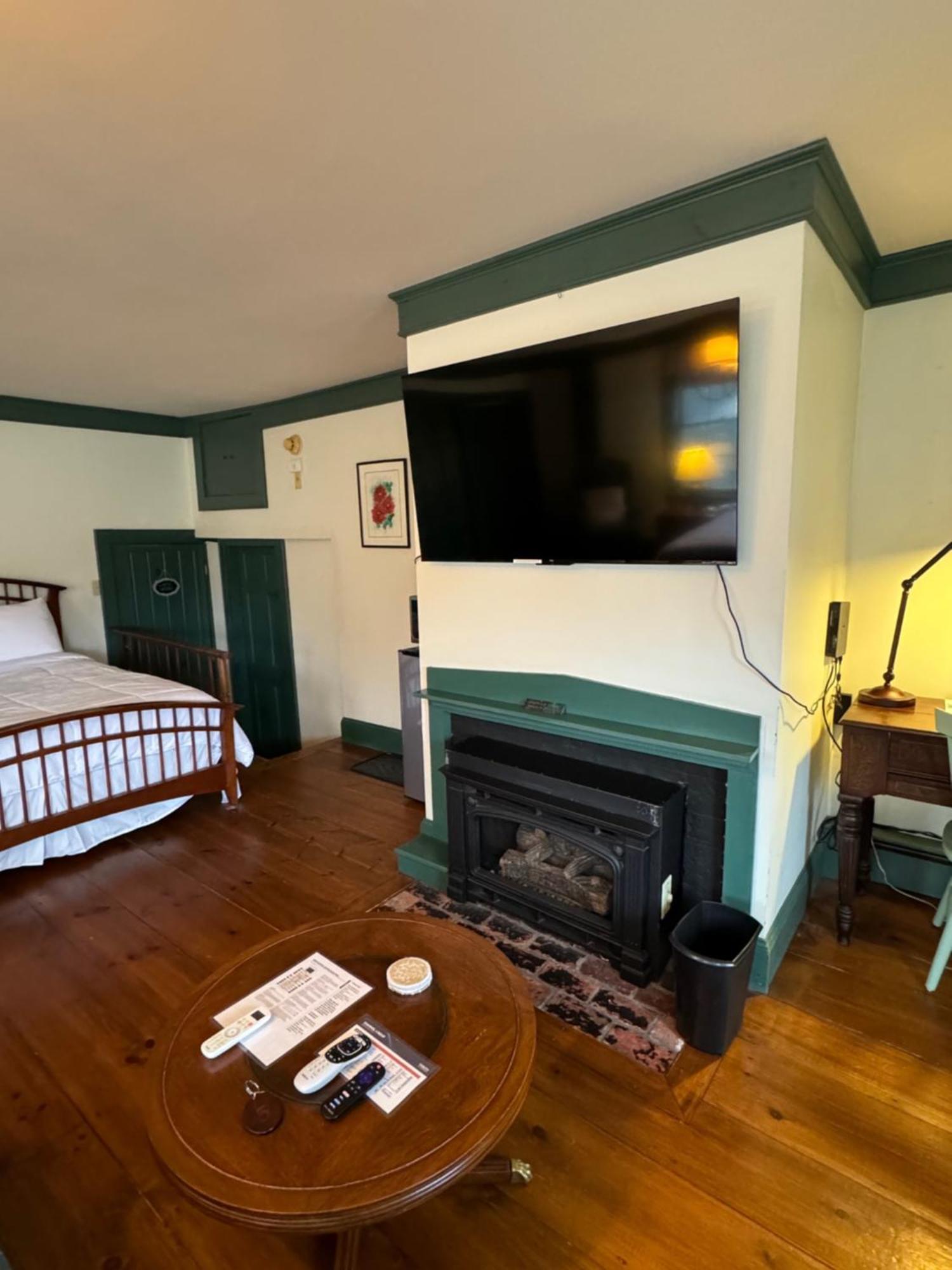 Chester Inn Εξωτερικό φωτογραφία