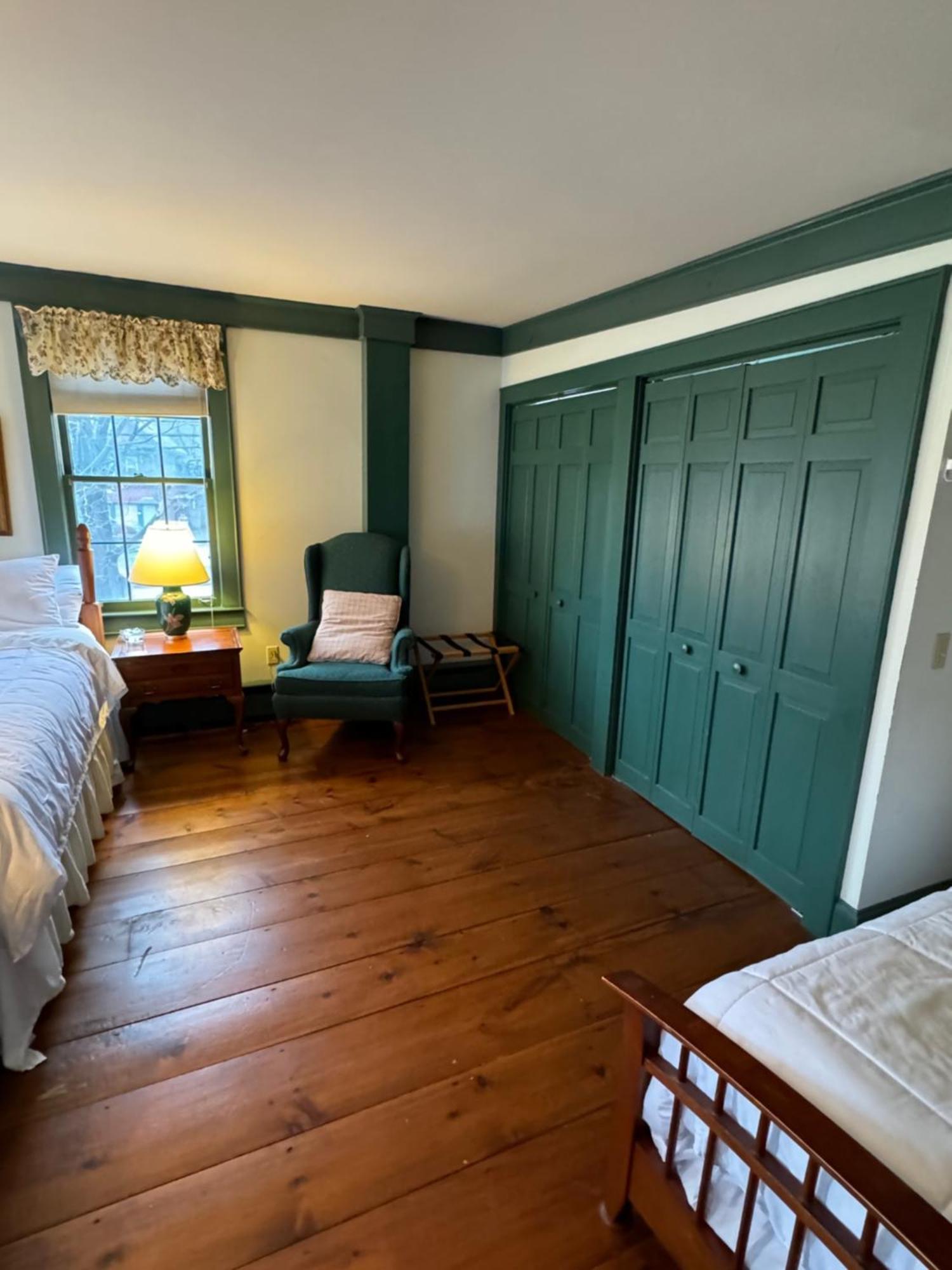 Chester Inn Εξωτερικό φωτογραφία